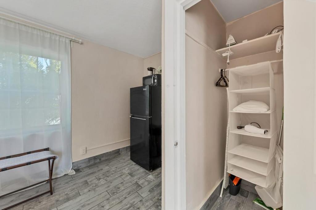 קלירווטר Located By The Beach 1 Bedroom With Parking And Pool מראה חיצוני תמונה